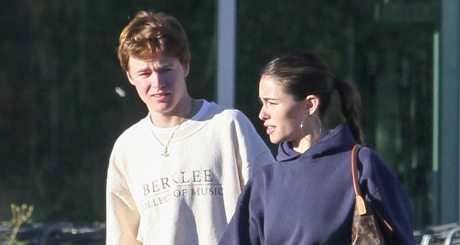 Madison Beer & Nick Austin Make a Weekend Grocery Story Run Madison