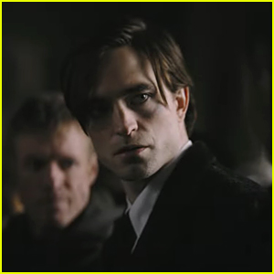 Robert Pattinson Stars In New 'The Batman' Trailer with Zoe Kravitz –  Watch! | Movies, Robert Pattinson, Trailer, Zoe Kravitz | Just Jared Jr.