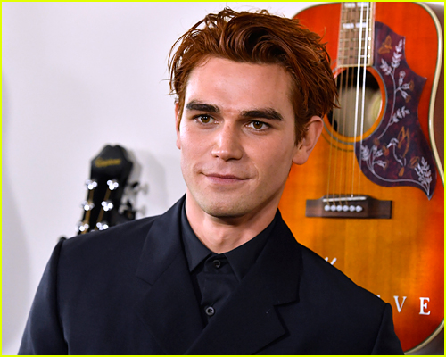 Riverdale star KJ Apa's Net Worth Revealed