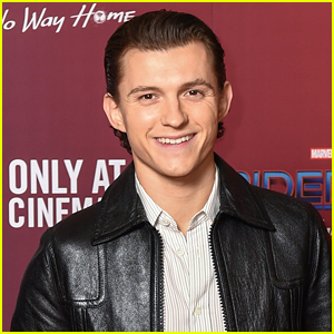 Tom Holland Talks Working With 'Spider-Man: No Way Home' Returning Characters
