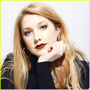 Violet Young talks about working with Amy Schumer on 