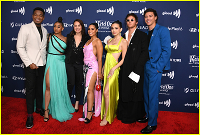 Saved By The Bell cast on the GLAAD Media Awards red carpet