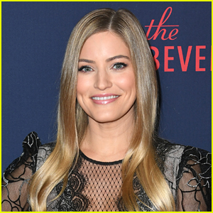 iJustine Reveals Why She Spent 5 Days In The Hospital This Past Week
