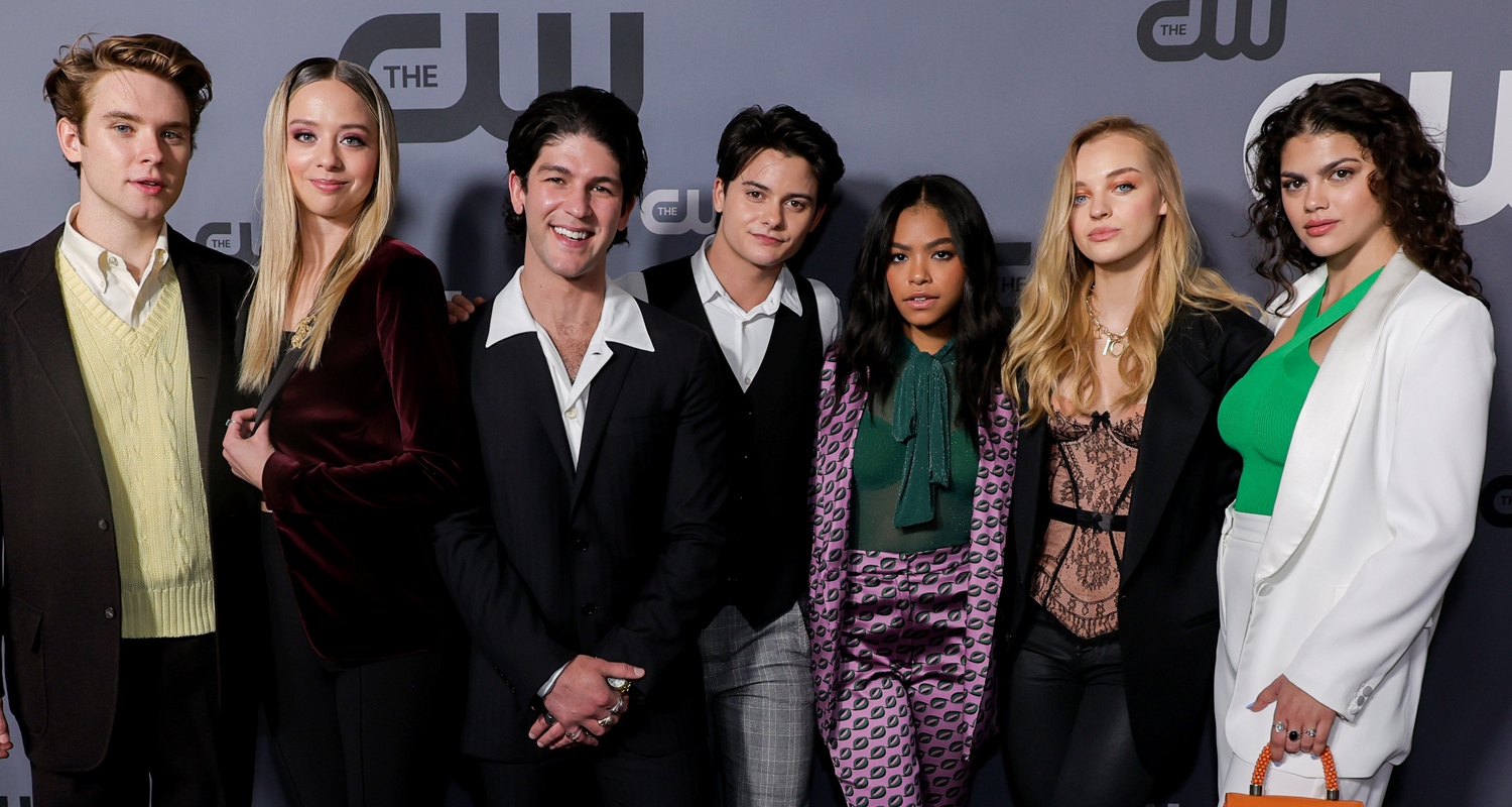 ‘Gotham Knights’ Cast Unite at Upfronts, CW Boss Talks Future of DC Shows