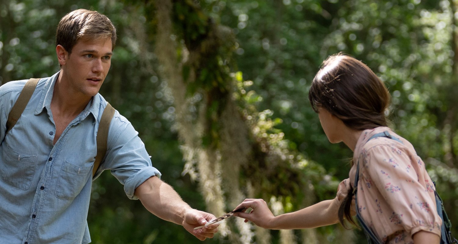 Daisy Edgar Jones & Taylor John Smith Star In New ‘Where the Crawdads