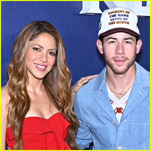 Nick Jonas &amp; Shakira Salsa In 'Dancing With Myself' Clip - Watch Here!