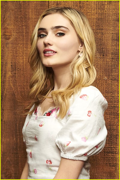 New HSMTMTS gallery photo of Meg Donnelly