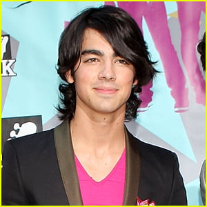 Joe Jonas Reacts to New York Yankees Draft Pick Shane Gray