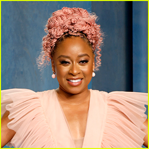 Phoebe Robinson Says This Is What Makes 'Everything's Trash' So Special