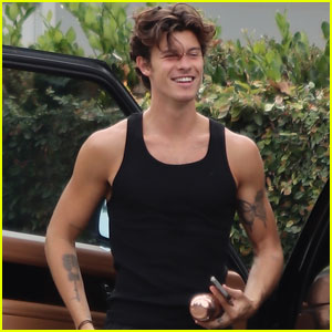 Shawn Mendes is All Smiles While Meeting Up with a Friend in Hollywood Hils
