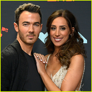 Kevin and Danielle Jonas Recall Being 'Tucked in the Corner