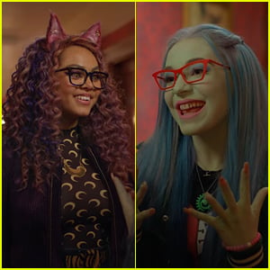 Clawdeen Meets Ghoulia In the Halls In This New Clip From 'Monster High: The Movie' (Exclusive!)