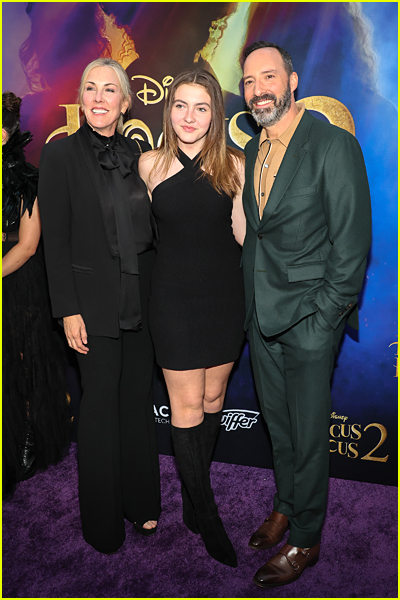 Tony Hale and family at the Hocus Pocus 2 premiere