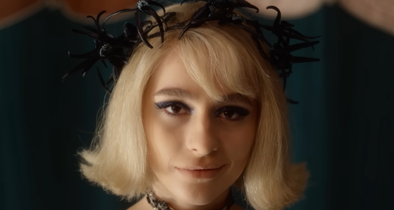 Sophia Anne Caruso Makes a Grand Entrance In New ‘The School For Good & Evil’ Clip – Watch Now!
