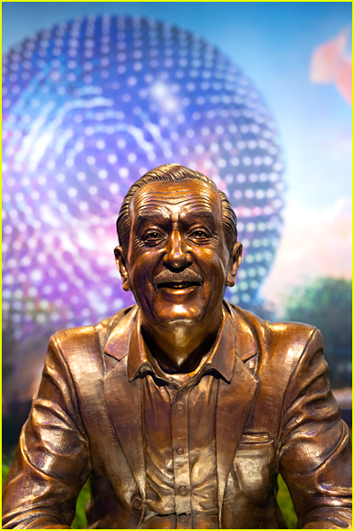 Walt Disney statue first look photo