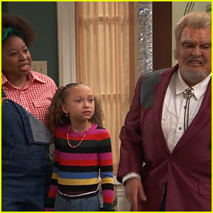 Alice's Mom Visits for Christmas On 'Raven's Home' Christmas Special