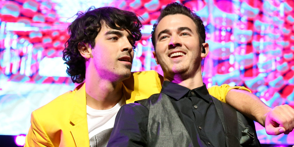 Kevin & Joe Jonas Share OldSchool Christmas Home Videos See Them Here! Christmas, Joe Jonas