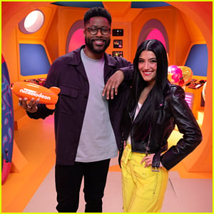 Mia Burleson, Nate Burleson at arrivals for Nickelodeon Kids Choice Awards,  Microsoft Theater, Los A