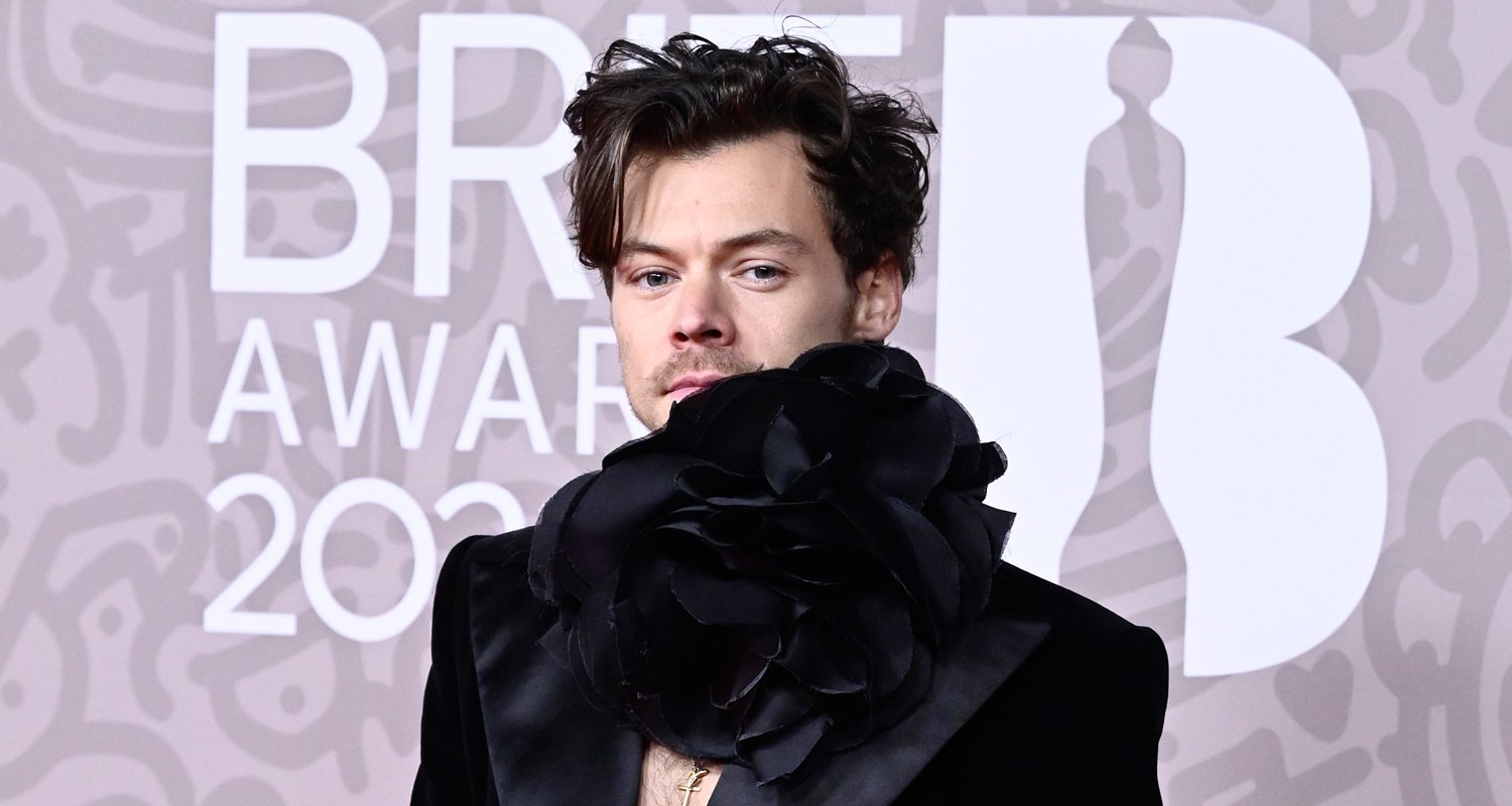 Harry Styles Wears Black Flower Necklace to BRIT Awards 2023 2023
