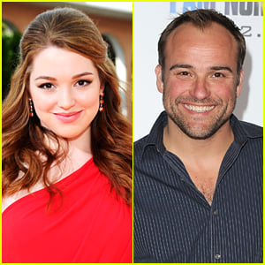 Jennifer Stone &amp; David DeLuise Are Spilling In New 'Wizards of Waverly Place' Podcast