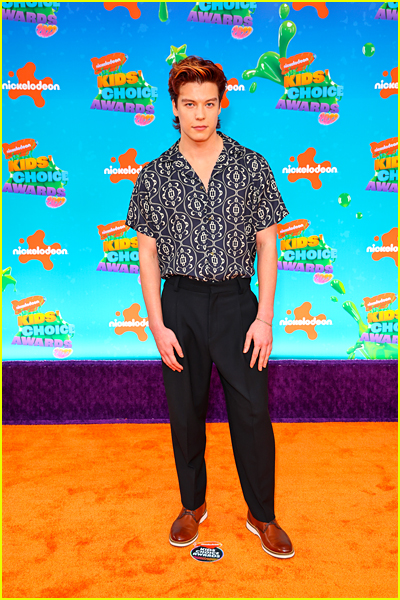 Justin Derickson on the Kids' Choice Awards Orange Carpet