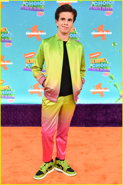 Tyler Wladis on the Kids' Choice Awards Orange Carpet