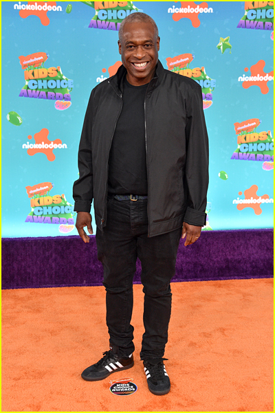 Phil Lewis on the Kids' Choice Awards Orange Carpet