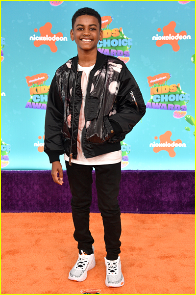 Peyton Perrine III on the Kids' Choice Awards Orange Carpet