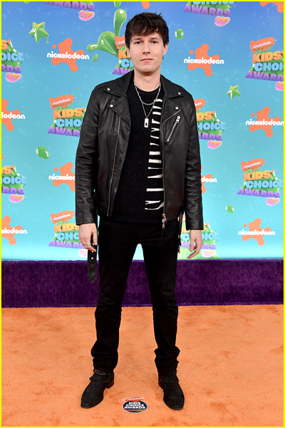Zach Justice on the Kids' Choice Awards Orange Carpet