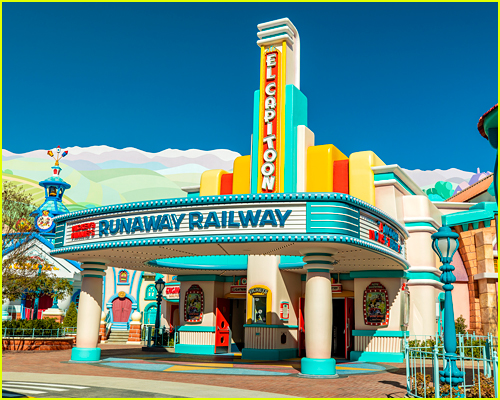 Photo of the outside of Mickey & Minnie's Runaway Railway at Disneyland's Toontown