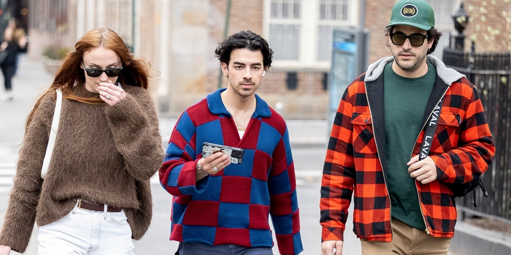 Sophie Turner & Mikey Deleasa Pull Hand Holding Prank on Joe Jonas