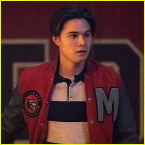 Pretty Little Liars Photos, News, and Videos | Just Jared Jr.