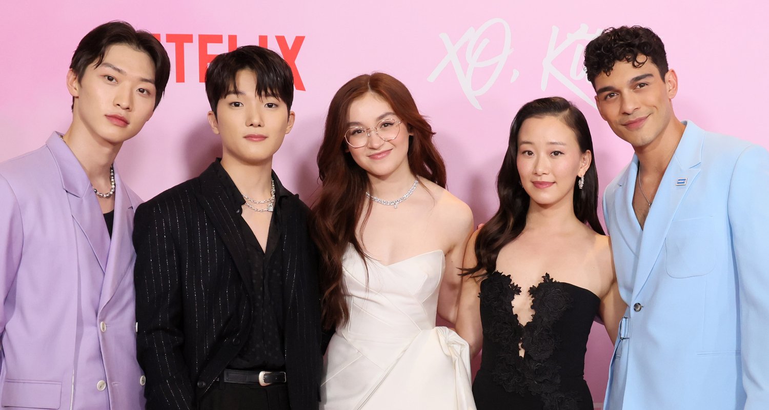 ‘XO, Kitty’ Star Reveals 2 Co-Stars Are Actually Related IRL!