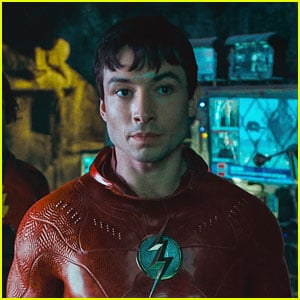'The Flash' Director Thinks Ezra Miller Should Return If There's a Sequel