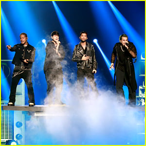 CNCO Perform Final Song 'La Última Canción' at Premios Juventud 2023 - Watch