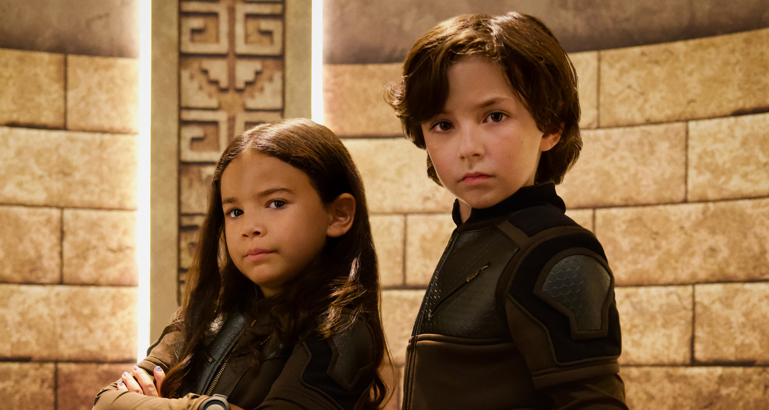 Everly Carganilla Connor Esterson Are The New Spy Kids In First Look 
