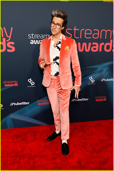 Link Neal on the red carpet at the 2023 Streamy Awards