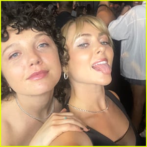 The Carrie Diaries' AnnaSophia Robb & Stefania LaVie Owen Party It Up at New York Fashion Week Kickoff Events