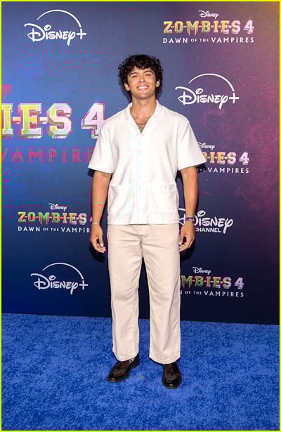stars at the zombies 4 premiere