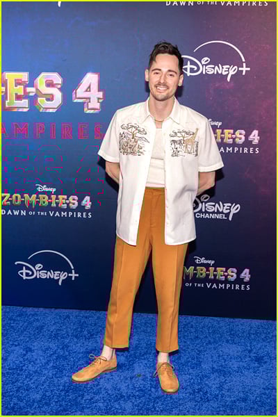 stars at the zombies 4 premiere